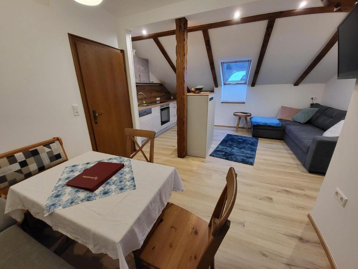 Haus Miriam Hotell Sankt Lorenzen ob Murau Exteriör bild