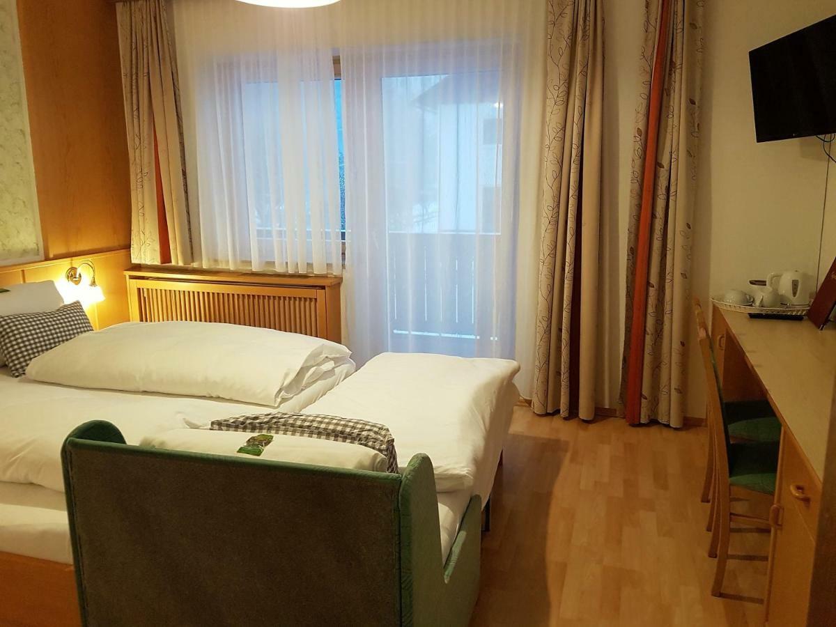 Haus Miriam Hotell Sankt Lorenzen ob Murau Exteriör bild