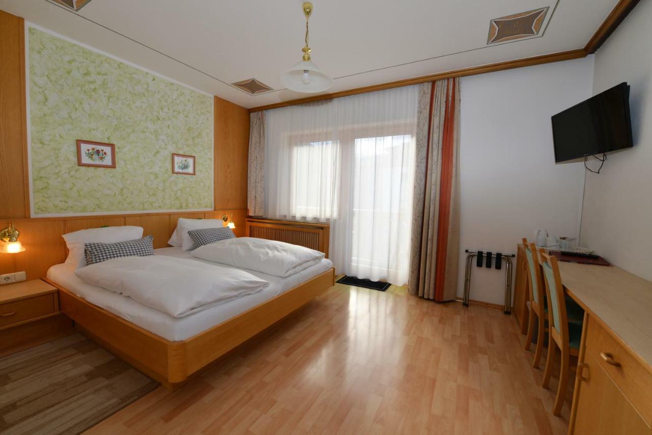 Haus Miriam Hotell Sankt Lorenzen ob Murau Exteriör bild